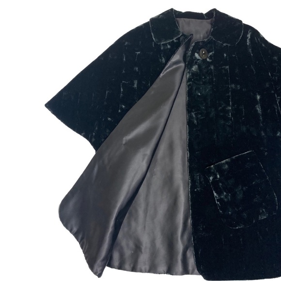 Vintage Velvet Black Cape OSFM Excellent Condition - Picture 7 of 15